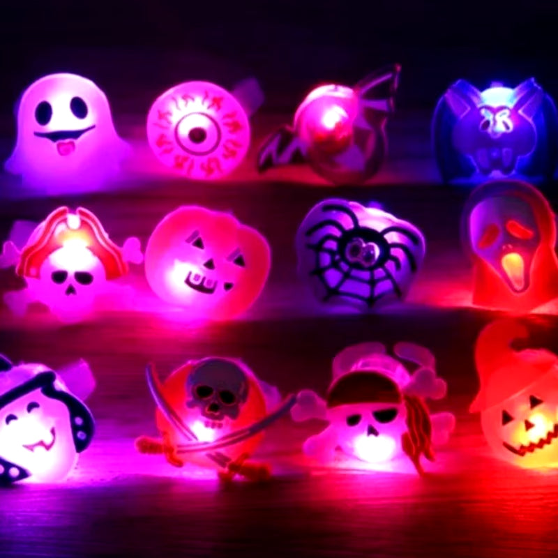 2024 Christmas LED Glow Ring Creative Ghost Skeleton Glow in the Dark Finger Ring Toy Lights Halloween Jewelry Party Gifts